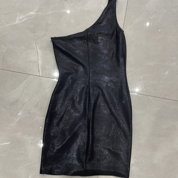 Laundry By Shelli Segal One Shoulder Dress - Picture 2 of 5